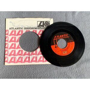 Aretha Franklin - Don't Play That Song & Let it Be 45 Record with Sleeve